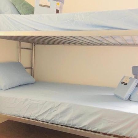 Men Only Dorms -3 Miles To The Beach Lighthouse Point エクステリア 写真